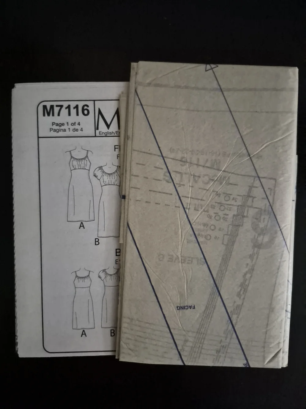 McCall's Pattern M7116 *UNCUT*